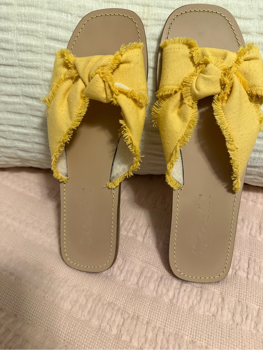 Splendid Footwear Women’s Fiamma Knot Flat Sandals Size 8.5 GUC